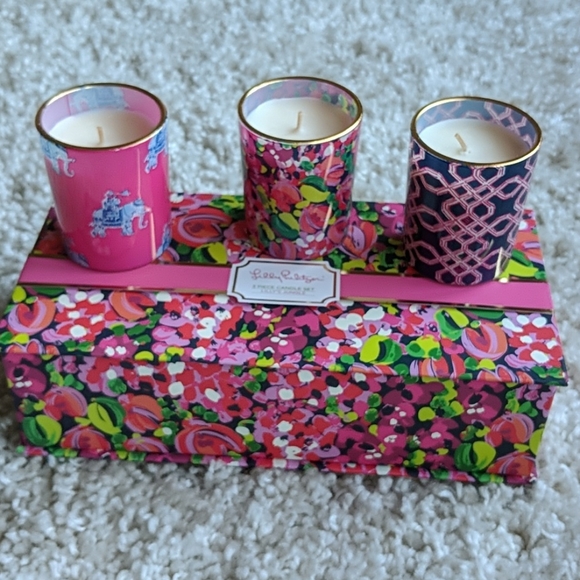 NIB Lilly Pulitzer 3 piece candle set